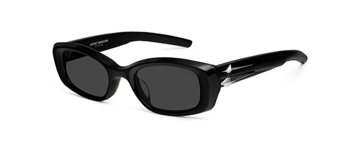 Alphone 01 in black acetate — three-quarter view